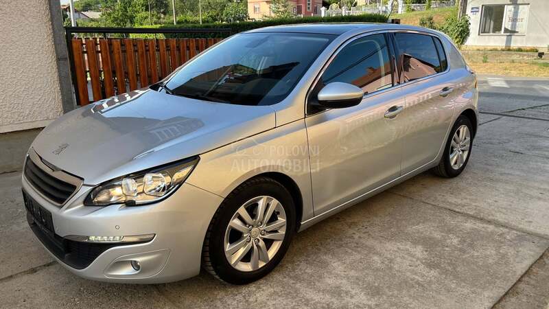 Peugeot 308 1.6 hdi//Pano//