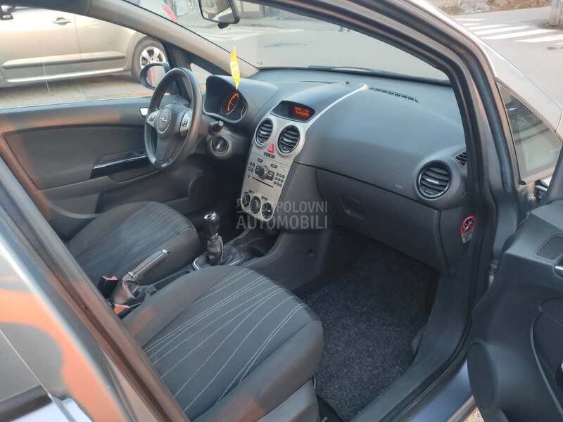 Opel Corsa D cdti