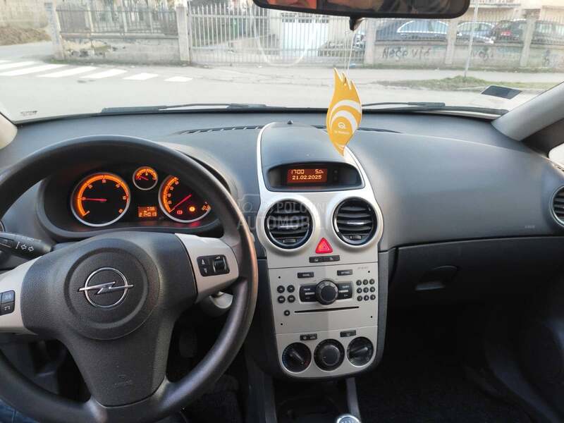 Opel Corsa D cdti