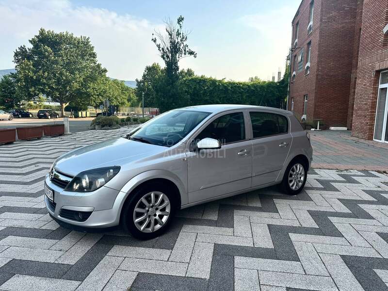 Opel Astra H 1.8/Cosmo/Auto/Nav/