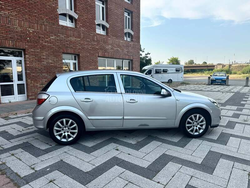 Opel Astra H 1.8/Cosmo/Auto/Nav/
