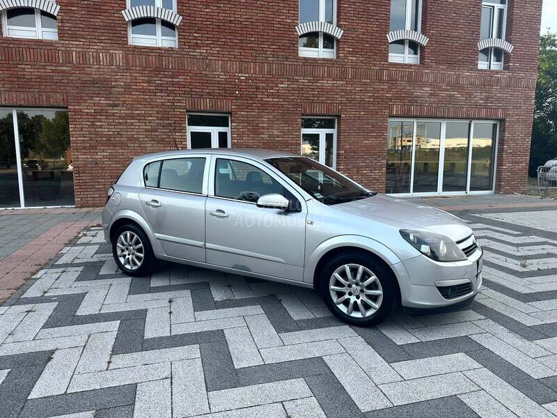 Opel Astra H 1.8/Cosmo/Auto/Nav/