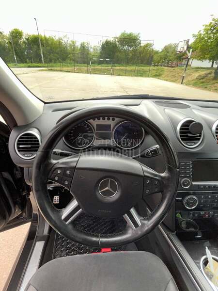 Mercedes Benz ML 320 320 4 matik