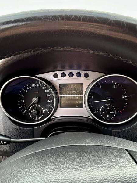 Mercedes Benz ML 320 320 4 matik