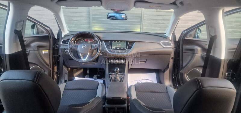 Opel Grandland X 1.5CDTI INNOVATION
