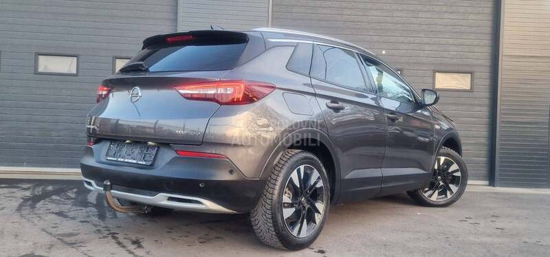 Opel Grandland X 1.5CDTI INNOVATION