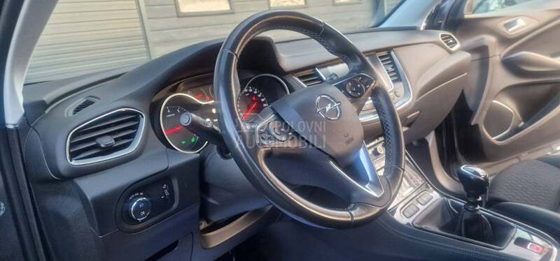 Opel Grandland X 1.5CDTI INNOVATION