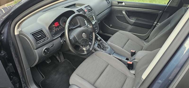 Volkswagen Golf 5 1.4 TSI IZ CH