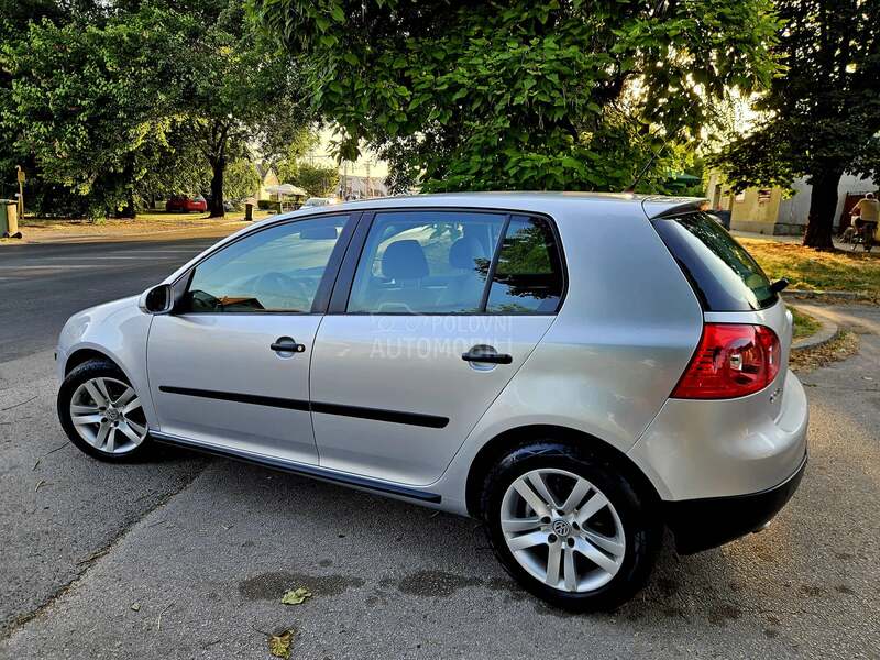 Volkswagen Golf 5 1.9 TDI LUTKICAW