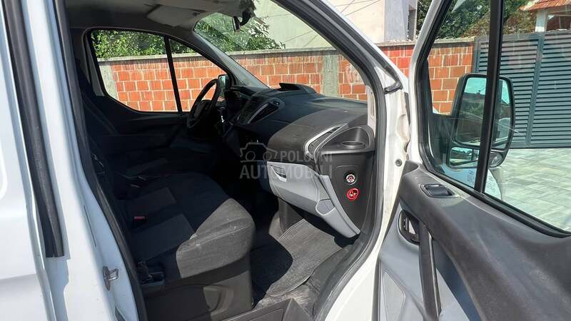 Ford Transit Custom long