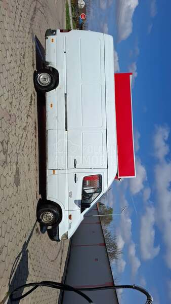 Mercedes Benz Sprinter 