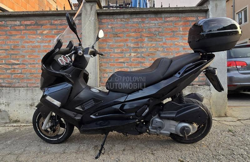 Gilera Nexus