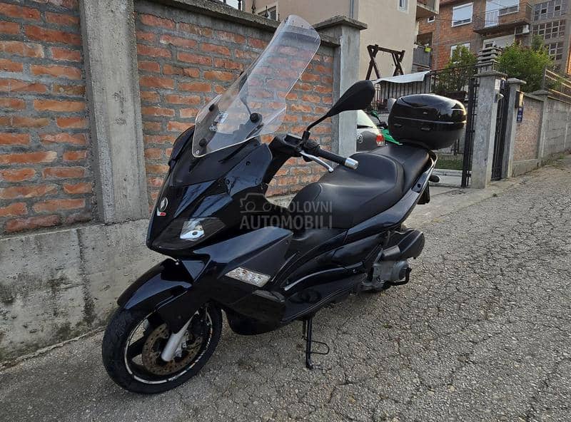 Gilera Nexus