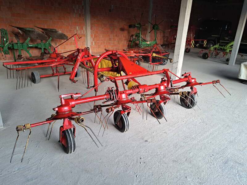 Deutz-Fahr i CLAAS
