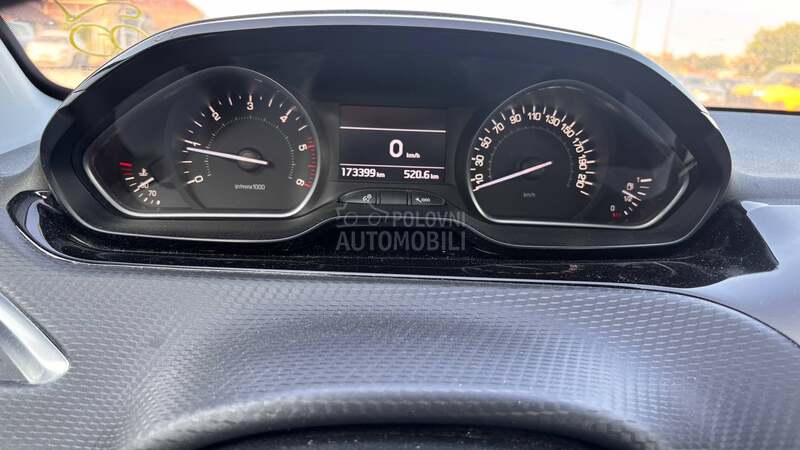 Peugeot 208 1.6HDI