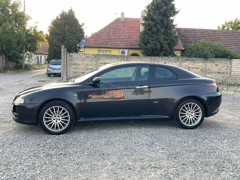 Alfa Romeo GT 1.9JTD BERTONE