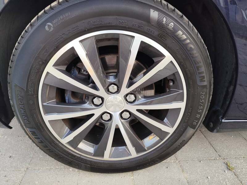 Peugeot 308 1.6HDI Allure /PANO/