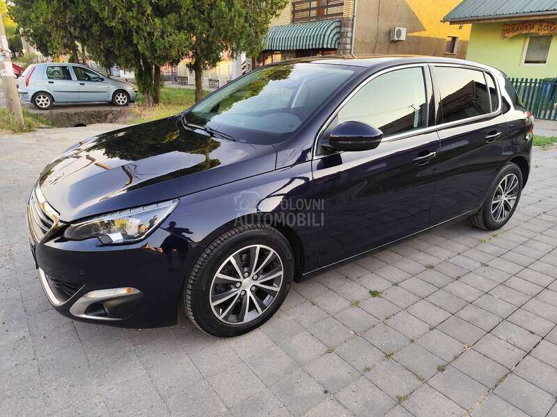 Peugeot 308 1.6HDI Allure /PANO/