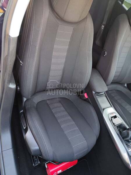 Peugeot 308 1.6HDI Allure /PANO/
