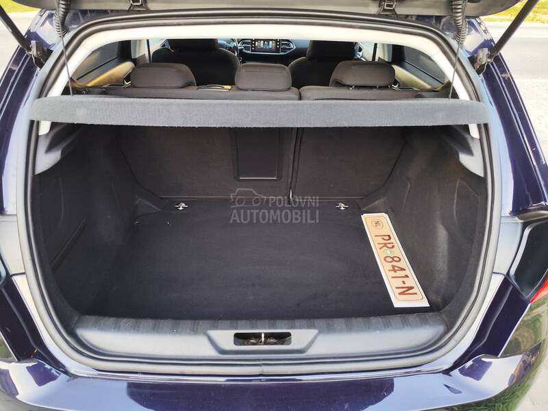 Peugeot 308 1.6HDI Allure /PANO/