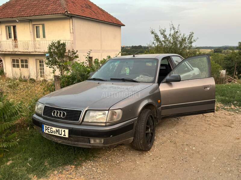 Audi 100 C4