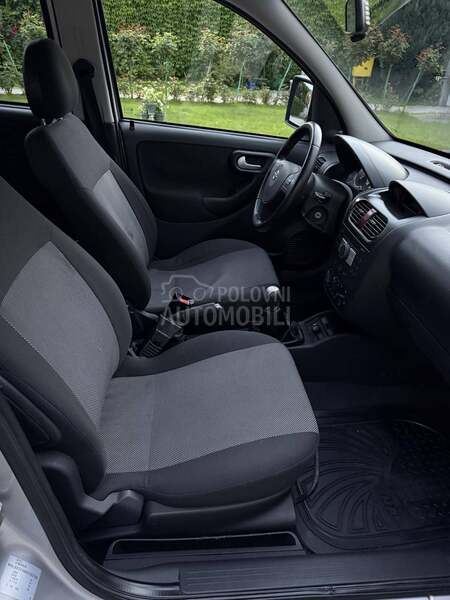 Opel Combo 1.6  CNG