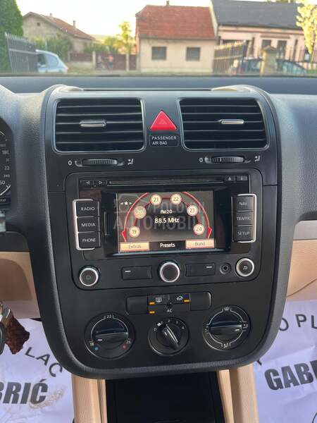 Volkswagen Golf 5 2.0 TDI GOLD