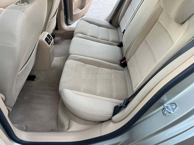 Volkswagen Golf 5 2.0 TDI GOLD