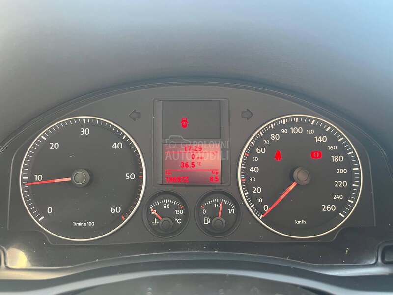 Volkswagen Golf 5 2.0 TDI GOLD