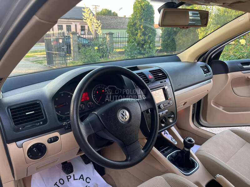 Volkswagen Golf 5 2.0 TDI GOLD