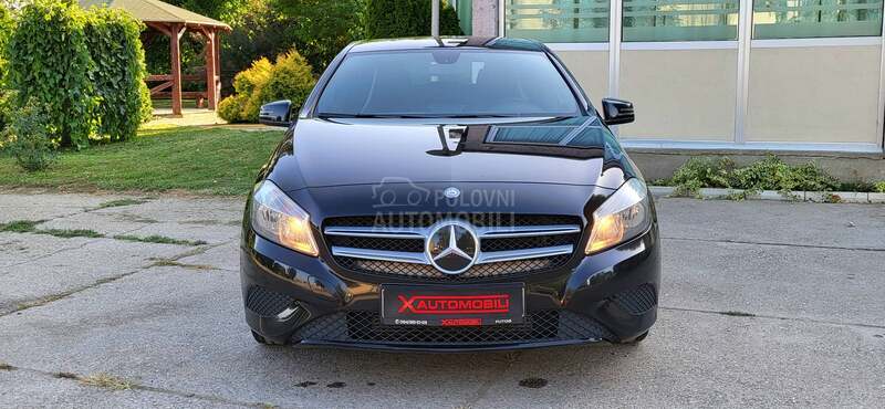 Mercedes Benz A 180 AMG LINE / NA.VI