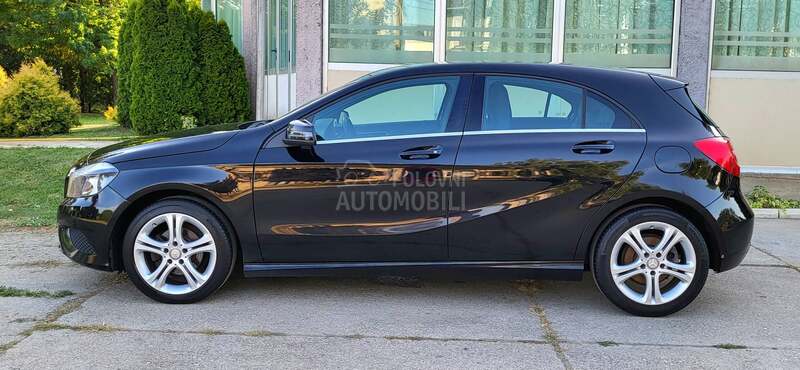 Mercedes Benz A 180 AMG LINE / NA.VI