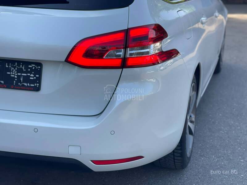 Peugeot 308 ALURE LED PERLA