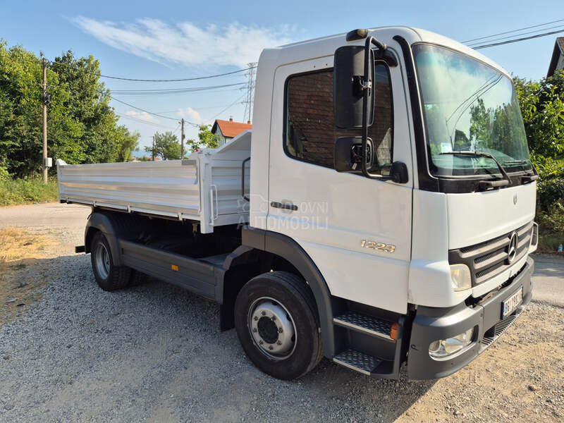 Mercedes Benz atego 1223