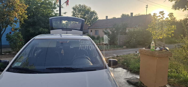 Škoda Fabia praktik