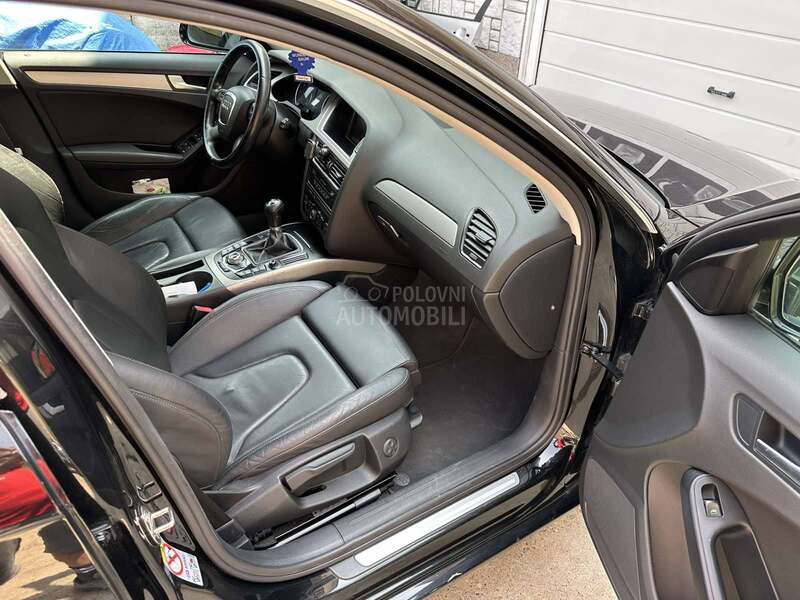 Audi A4 2.0 TDI S LINE