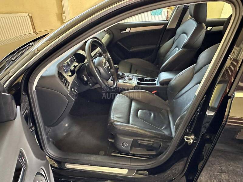 Audi A4 2.0 TDI S LINE