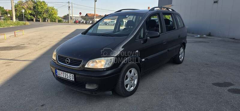 Opel Zafira 