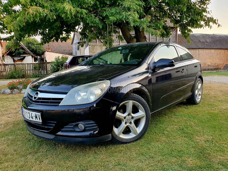 Opel Astra H GTC
