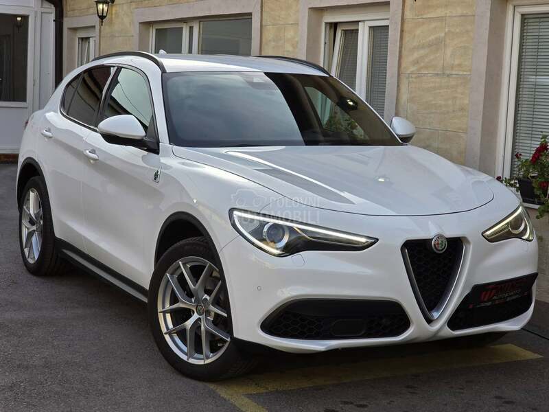 Alfa Romeo Stelvio 2.0i Turbo Q4 AT8 CH
