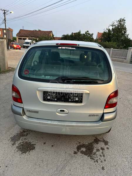 Renault Scenic 1.6