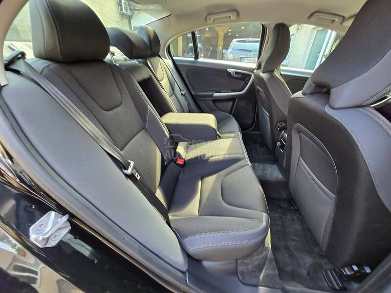 Volvo S60 T3 Momentum iz CH