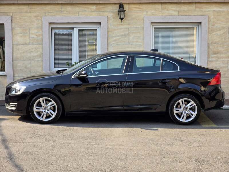 Volvo S60 T3 Momentum iz CH