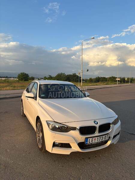 BMW 318 F30 xDrive