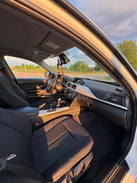 BMW 318 F30 xDrive