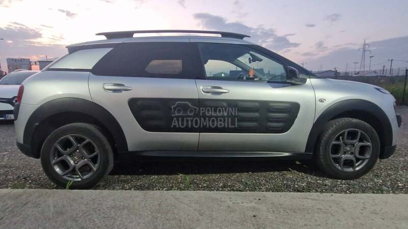 Citroen C4 Cactus 1.2b