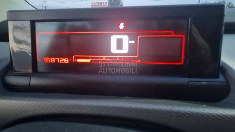 Citroen C4 Cactus 1.2b