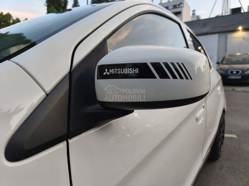 Mitsubishi Space Star Premium Nav