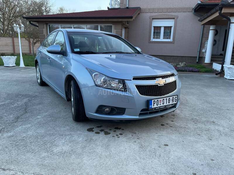 Chevrolet Cruze 