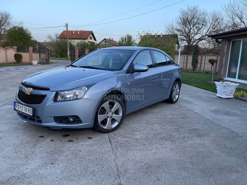 Chevrolet Cruze 